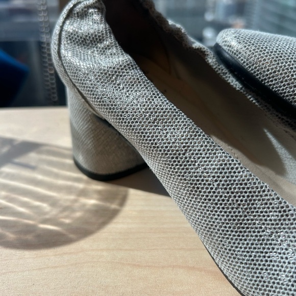 Amalfi By Rangoni 8.5 NEW  Gray Heels with Chunky Heel- pillow soft elastic heel - Picture 8 of 16